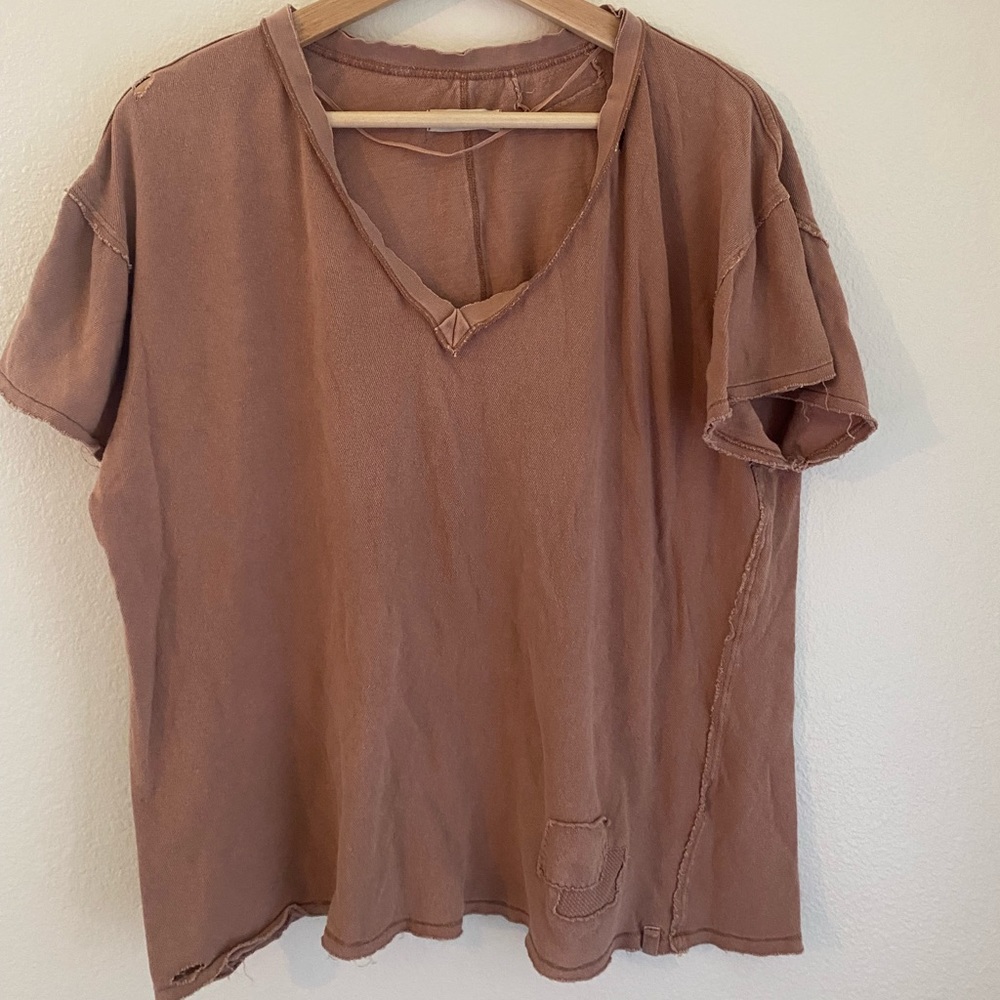 ✨✨FREE PEOPLE SHIRT✨✨